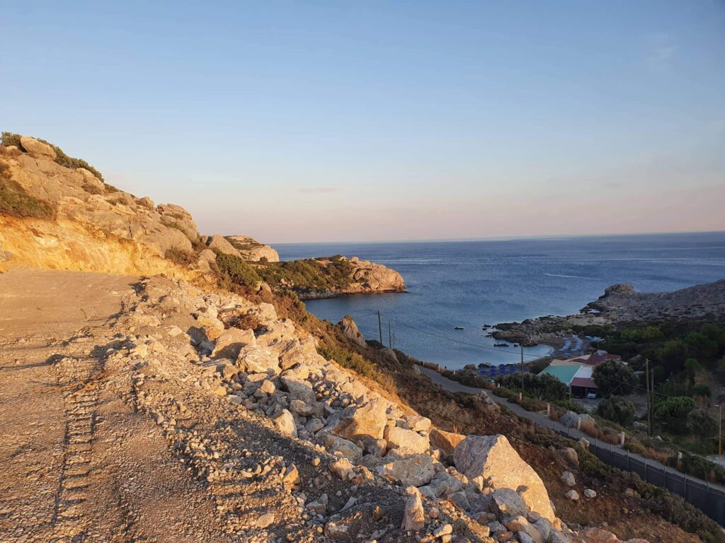 ΞΕΝΟΔΟΧΕΙΑΚΗ ΜΟΝΑΔΑ – ΛΑΔΙΚΟ, ΡΟΔΟΣ​