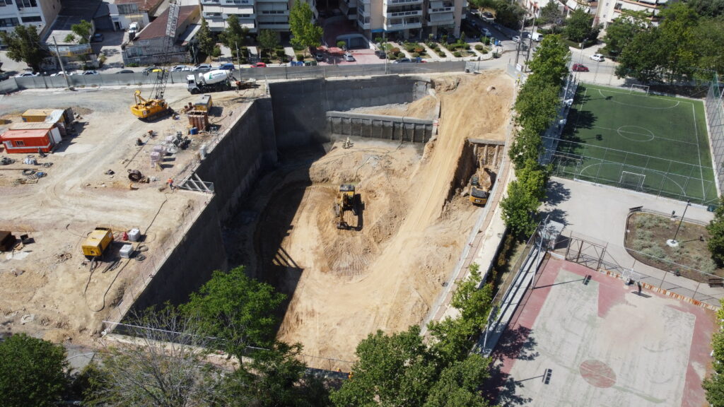 ΙΩΝΙΚΟ ΚΕΝΤΡΟ - ΕΜΠΟΡΙΚΑ ΠΑΡΚΑ - HPL