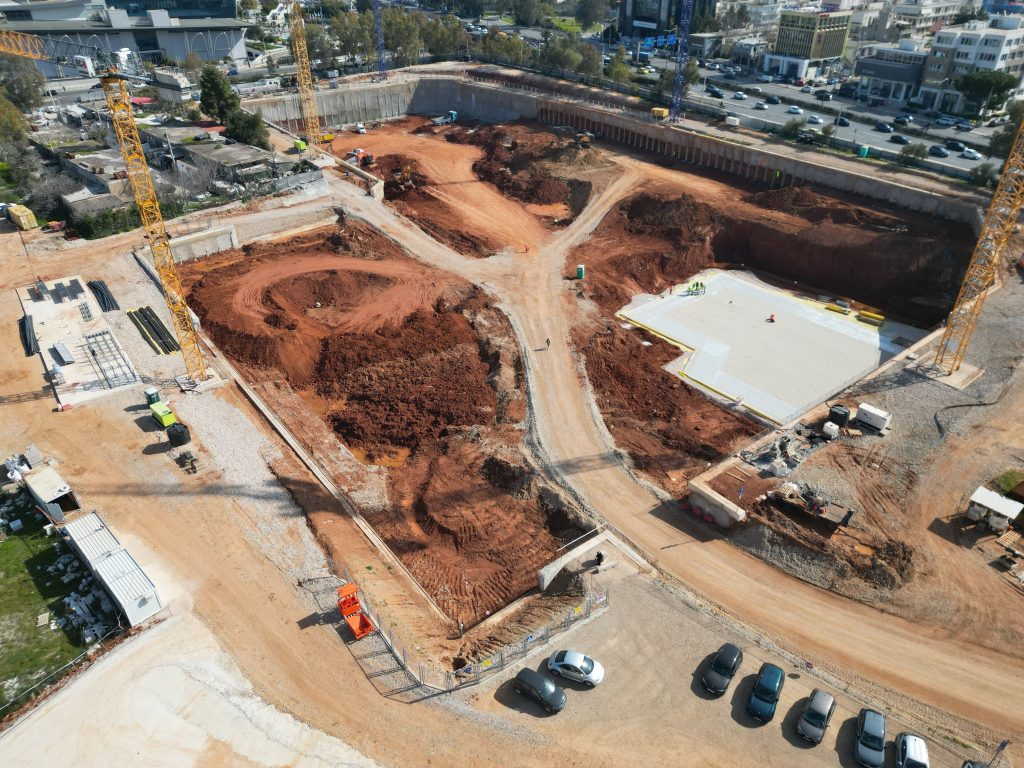 ΠΟΛΥΔΥΝΑΜΟ ΞΕΝΟΔΟΧΕΙΑΚΟ ΣΥΓΚΡΟΤΗΜΑ - ΜΑΡΟΥΣΙ